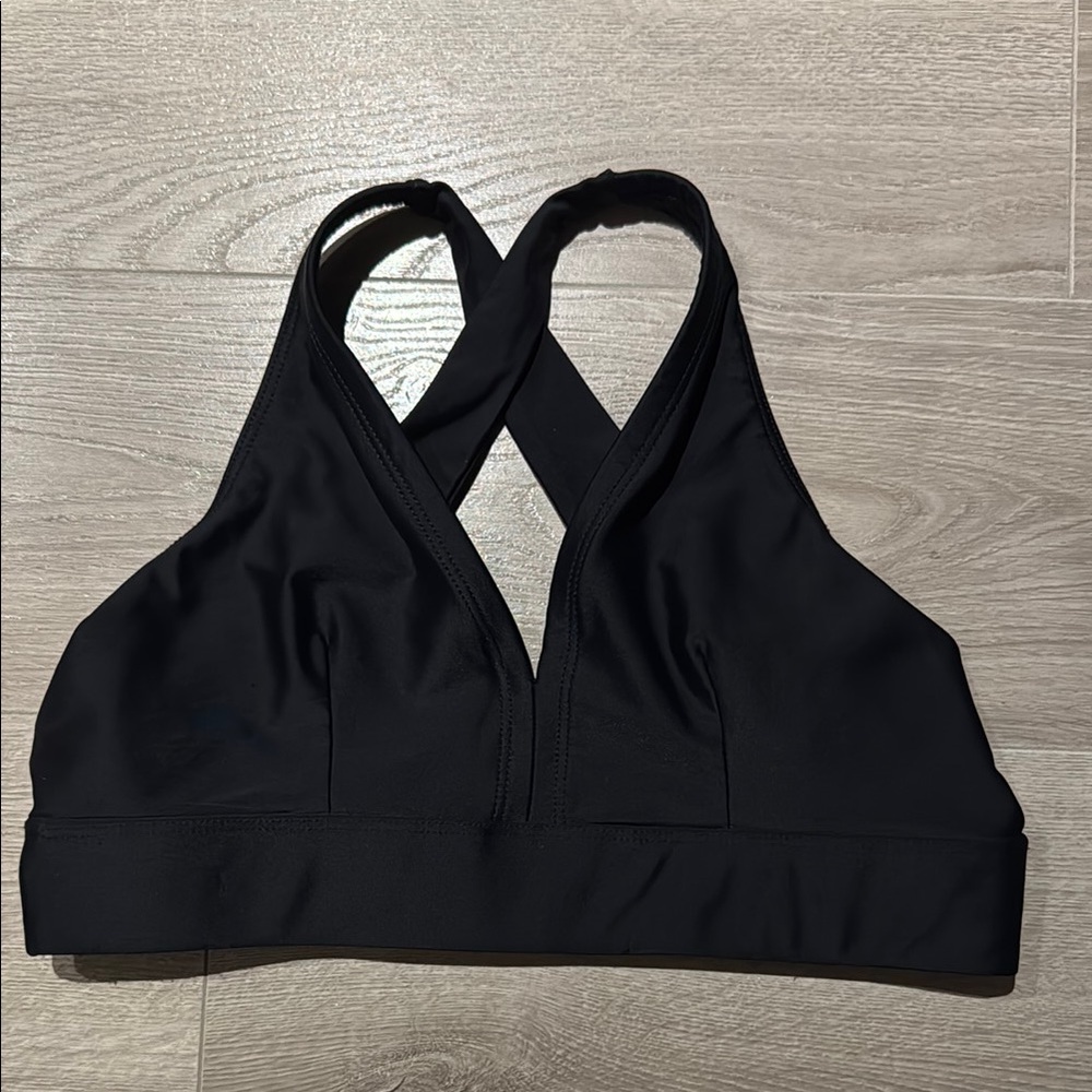 Onzie Black Cross-Back Sports Bra M/L